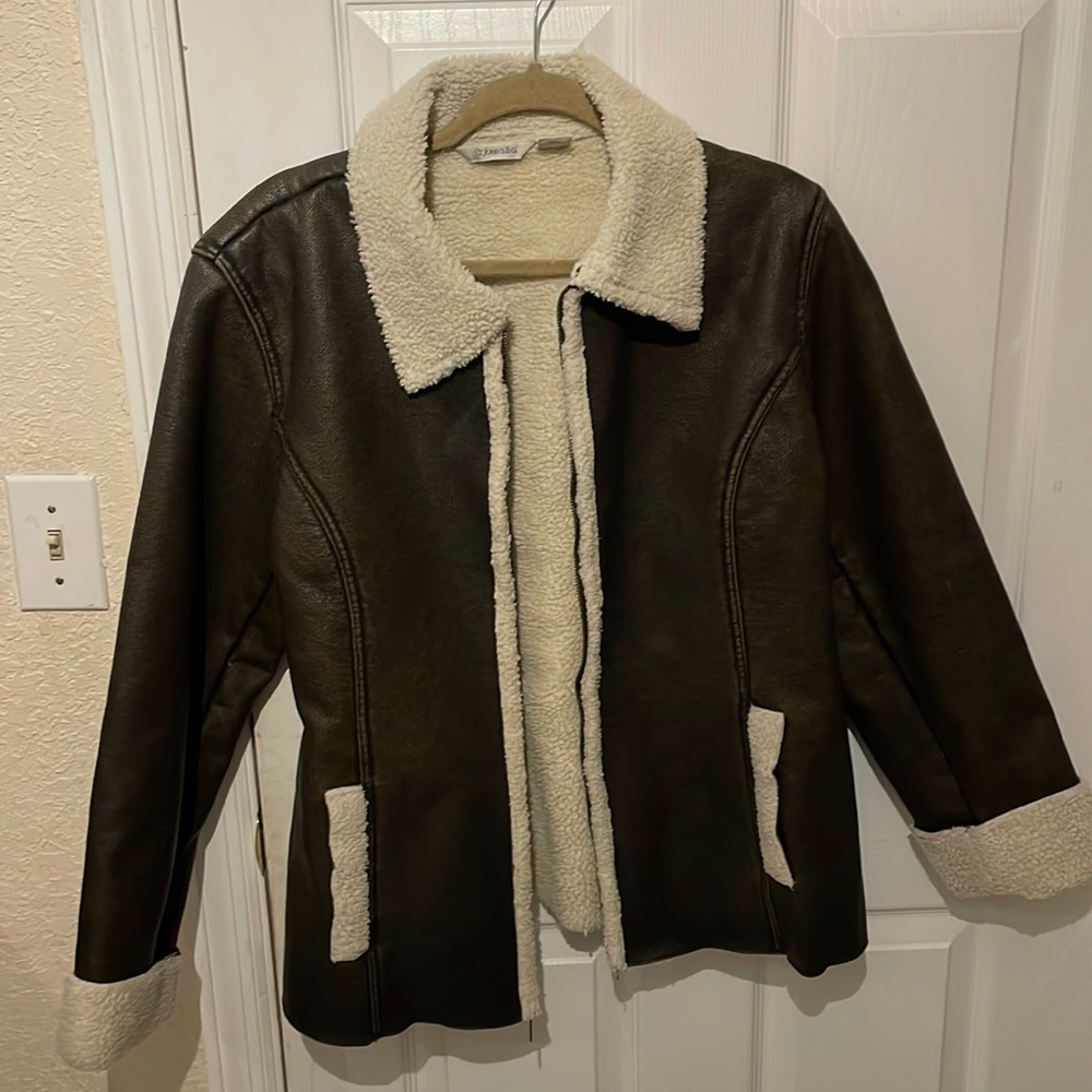 Women’s Heavy Coat